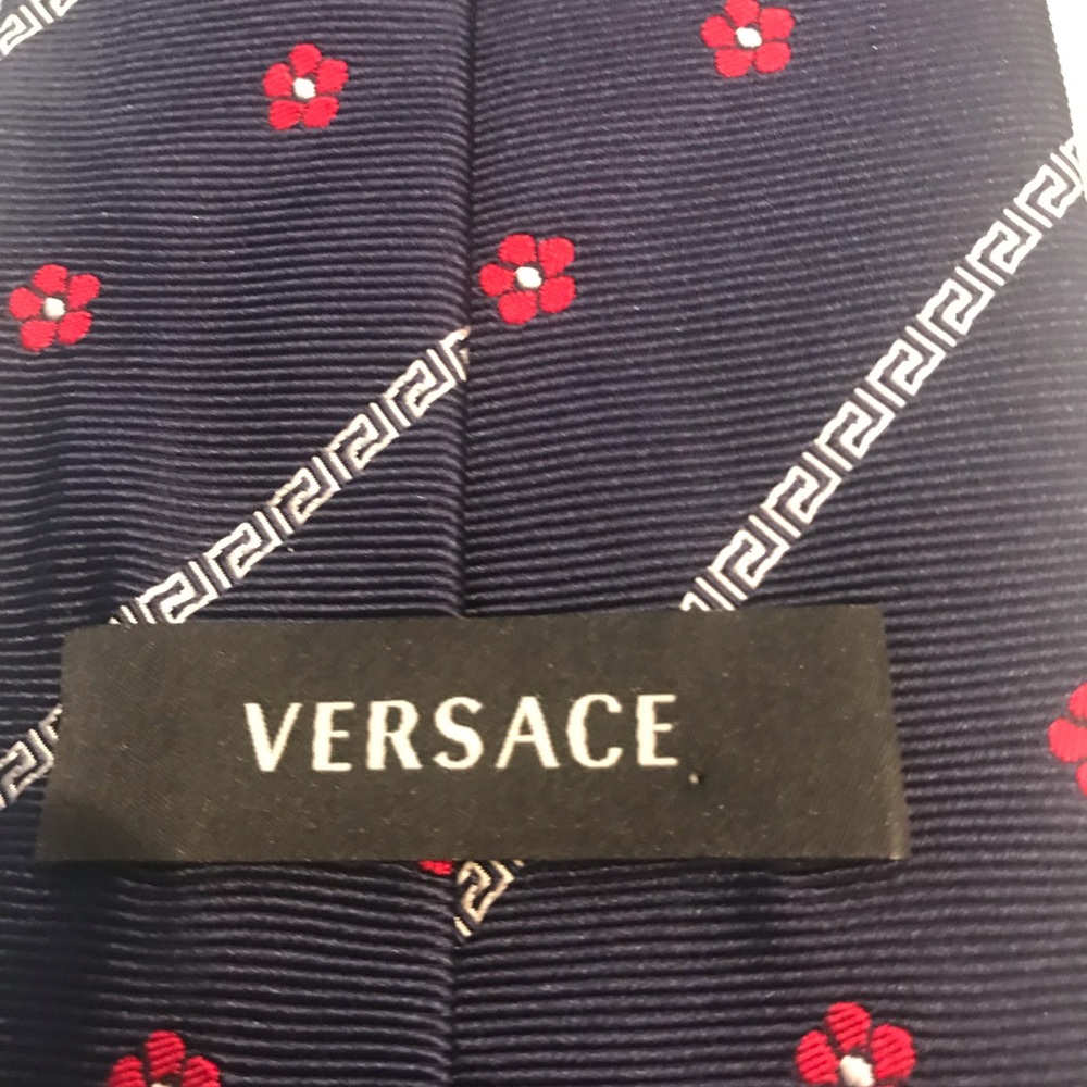 LUXURY VERSACE 💯silk tie
